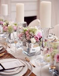 Wedding decorations and reception table supplies. Pin Ot Polzovatelya Julia Palosini Na Doske Dinner Two Svadebnye Idei Servirovka Svadebnogo Stola Cvetochnye Kompozicii