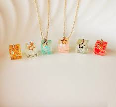 星屑キューブネックレス レジン 樹脂ジュエリー アクセサリー ハンドメイド