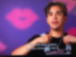 Na acht weken lang strijden in 'drag race holland' mag envy peru (31) zich de eerste drag race superstar van nederland noemen. Envy Peru Shares Some Inspiring Life Advice Rupaulsdragrace
