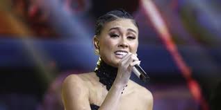Eropah 2 jam yang lepas. Pendapat Agnez Mo Tentang Artis Yang Terkenal Karena Sensasi Kapanlagi Com