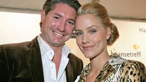 Judith rakers ist eine der bekanntesten deutschen nachrichtensprecherinnen und moderiert eine neue show bei rtl. Heiratsversprechen Tagesschau Sprecherin Rakers Hat Sich Verlobt Welt