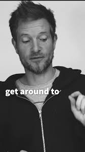 PHRASAL VERB: "get around to it". #getaroundtoit #getaroundto #phrasalverbs  #phrasalverbswithget #fluentsee #stephenwadethomson #englishteacher