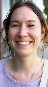 looking into strangers eyes #streetportraits #empathy