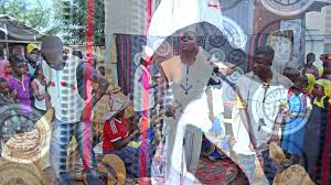 Naoulirabe ouseni narre gam on bourda badotirgo tata sankite saare ta bikkoy mon oumma tawa banni yahay. Abdou Poullo Cameroun Dabiya Poulgou Facebook