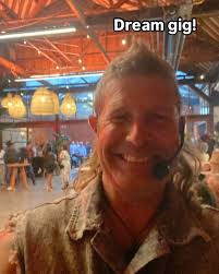 Going through some of Mums old Auckland Athletics Team photos from 1967 and  it strikes me what a beast of a man Les Mills was in those days compared to  everyone else