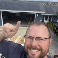 R E ROOFING & CONSTRUCTION