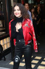 September 13 Selena Arriving At The Coach House In New York Ny Hqs Ideias Fashion Looks Moda