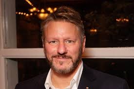 Bill Whiting's Instagram, Twitter & Facebook