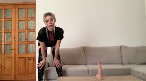 Anja-Willes - Hardcore Anal Dehnung in Latex