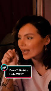 Talia Sanders's Instagram, Twitter & Facebook