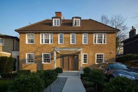 James Lee Contemporary Garden Design In 2020 Contemporary Garden Design Contemporary Garden Roof Terrace Design