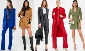 In questo nuovo articolo vediamo insieme dei look da uomo da indossare in ufficio in questo inverno 2020. Colori Moda Autunno Inverno 2020 2021 Tutte Le Tendenze Beautydea