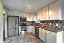 In addition, using white for the backsplash also makes the atmosphere bright. Backsplash Ideas For Granite Countertops In 2021 Marble Com