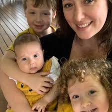 What are some recommendations for a trustworthy, fully licensed electrician  in Brisbane?