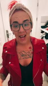 Is schon wieder Lockdown! Sorry wegen Lachflash- bin froh wieder blödsinn  im Kopf zu haben 🤣❤️ #team_love_is_love #fyp #viral #hoffeesgefälltdir #20