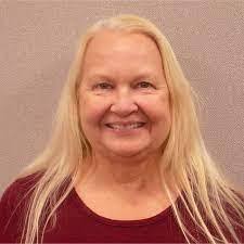 Beverly Mieure's Instagram, Twitter & Facebook