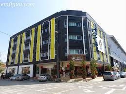 Hanya beberapa jam, atau sesuai dengan acara tertentu saja, bergantung dari kebijakan pemberi kerja. Golden Roof Hotel Ipoh From Emily To You