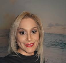 Good afternoon everyone! I am a Health coach! Right now I am offering a  discount for the first 2 months when you sign up with me! If you'd like to  know more