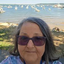 How to improve single crochet skills and handle mistakes in crochet?