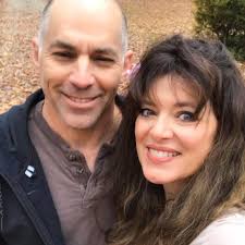 How to attach a transfer case to a M50D transmission in a 1979 Ford F150  4x4?