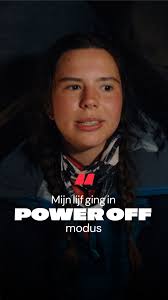 Dina gaat vanavond nog eens langs bij Jan en Flo in de nieuwe aflevering  van #blindgekocht om te zien of ze al een beetje gewoon zijn aan hun nieuwe  huis. 🏠