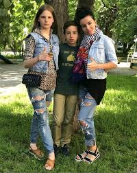 Он рассказал, что новая тату стала перекрытием не слишком удачной старой. Gruppa Tatu Sejchas Foto