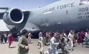 There were scenes of panic at kabul airport on monday as desperate residents tried to flee a german evacuation plane also landed at kabul airport on monday, sources told reuters news agency. 8n6jpc7ug4n Hm