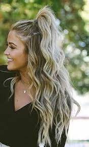 Love This Simple Half Up Half Down Ponytail Pony Hairstyles Long Hair Styles Hair Styles