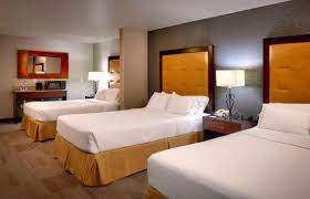 Looking for online hotel booking? 3 Queen Bedroom Suite Picture Of Holiday Inn Express Hotel Suites Kanab Tripadvisor