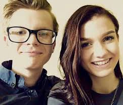 In Day 5 of the search for Allyson Watterson, family provided more photos  of the missing 20-year-old. She was last seen in North Plains