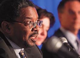 Michael Bushee's Instagram, Twitter & Facebook