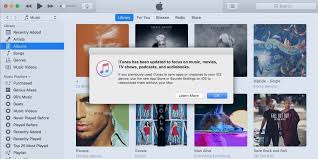 apple still offers an itunes version with app store