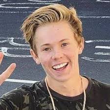 Tanner Fox: Bio, Height, Weight, Age, Measurements