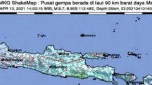Bmkg malang mencatat lokasi gempa terjadi di titik 9,44 lintang selatan, 112,63 bujur timur atau 150 km dari kabupaten malang. Ro1ksxe8sj6ubm