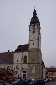 It is rich in archaeological digs, abbeys and baroque castles. Dom Zu St Polten Liesing