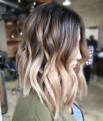 The pale blond highlights really lift the look and prevent it from seeming too heavy. 25 Fabulous Looks With Blonde Highlights On Brown Hair