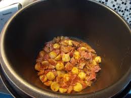 Goreng mee hoon putih dengan periuk noxxa.nyummmm2 cepat dan lazat. Mamajue Story