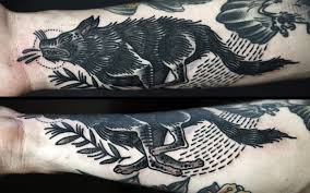 Black And White Wolf Tattoo Philip Yarnell Wolf Tattoo Traditional Tattoos Wolf Tattoos