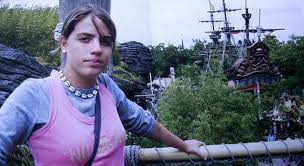 El 24 de enero de 2009, miguel carcaño, de 21 años, mató a marta del castillo (17) en su casa del número 78 de la calle león xiii de sevilla, muy cerca del parlamento andaluz y a sólo unos minutos en coche o en. Marta Del Castillo Caso Abierto Confidencial Andaluz
