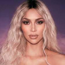 Ora la ricrescita si porta a vista: Biondo Con Base Scura Come Portarlo Alexim Parrucchieri