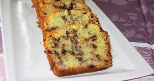 Cake A La Noix De Coco Bananes Et Pepites De Chocolat On Nem On Riz Cake Aux Noix Pepite Chocolat Gateau Banane Coco
