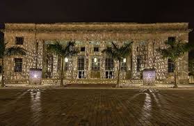 Berne Davis Art Center In Downtown Fort Myers Inspiration For The Theatre Sherlock Holmes Visits In The Story The Old Post Office Fort Myers Building Columns