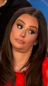 the cast spills the tea