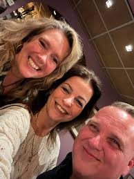 Heey allemaal, wie missen we nog voor de reünie?? Laten we samen kijken,  denken en natuurlijk uitnodigen!!!