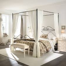 Colori, forme e metodi di lavorazione siamo produttori artigiani e artisti del ferro battuto specializzati in arredamenti per interni ed esterni. Viadurini It Camera Da Letto Matrimoniale Camera Da Letto Romantica Letto A Baldacchino