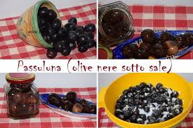 Proseguire alternando sale ed olive fino al riempimento del barattolo. Passuluna Olive Nere Sotto Sale La Pasticciona
