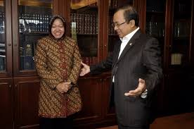 Budi karya sumadi (born 18 december 1956) is an indonesian architect who currently serves as the minister of transportation in joko widodo's working cabinet. Surabaya Mayor From Technocrat To Political Actor En Tempo Co Tempo Co