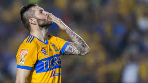 After a brilliant season under marcelo bielsa at marseille, his fifth and last at l'om, gignac's contract was up. Andre Pierre Gignac Signe Un Nouveau Contrat Avec Les Tigres Goal Com