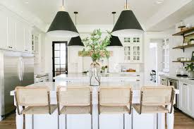 Info modern farmhouse architect charles travis architects engineer duffy engineering interior design abode lighting design — landscape design tait moring & associates photography andrea calo. 11 Amazing Modern Farmhouse Kitchens To Inspire You City Girl Gone Mom