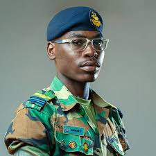 Frederick Ofori Akwafo (@freddie.design_palace) • Instagram photos and  videos